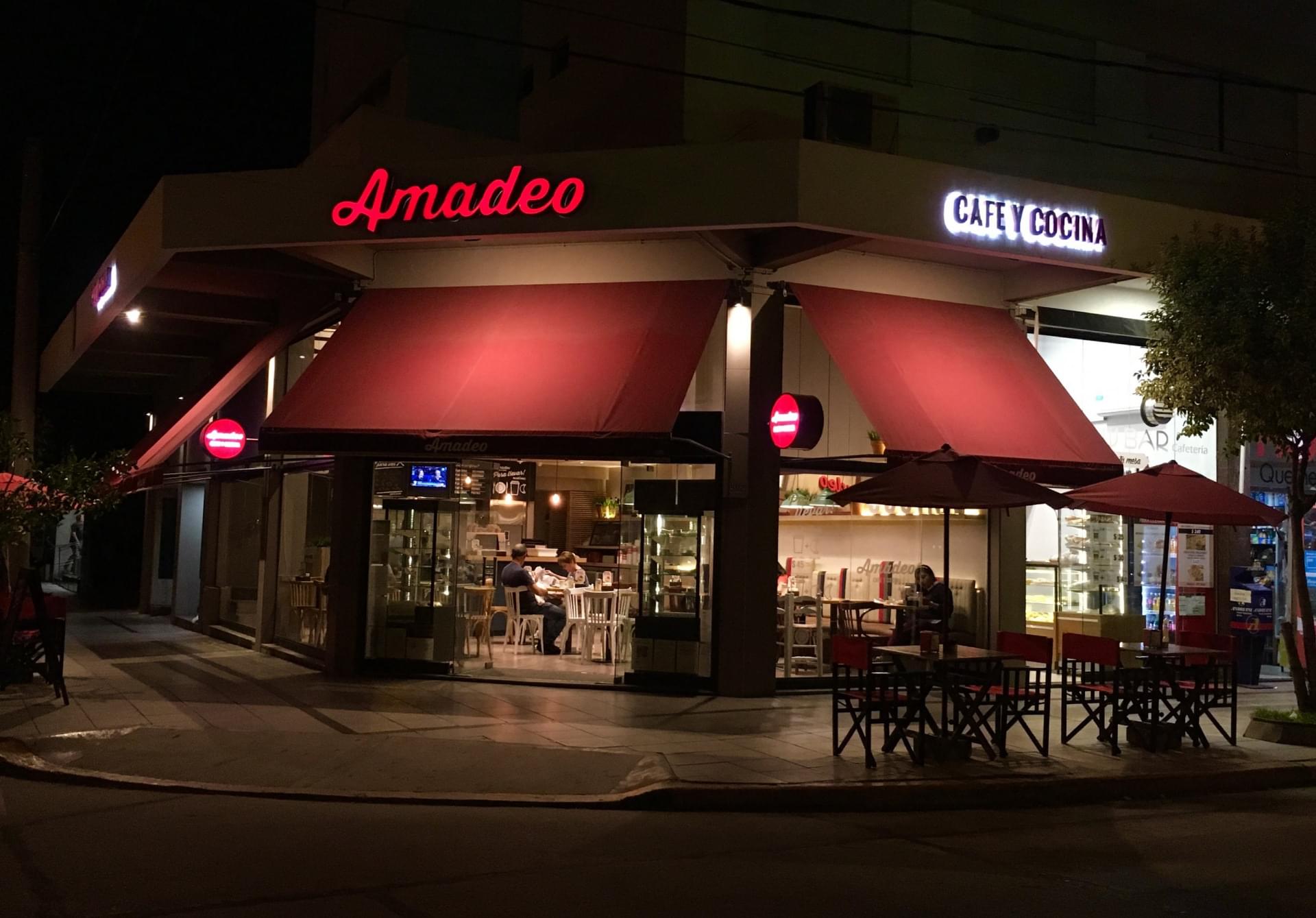 amadeo-02